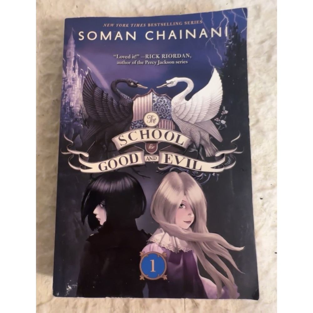 The School for Good and Evil ~ Book #1 ~ Soman Chainani